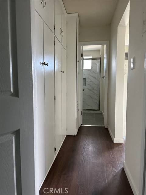 South Gate, CA 90280,8601 Chestnut Avenue