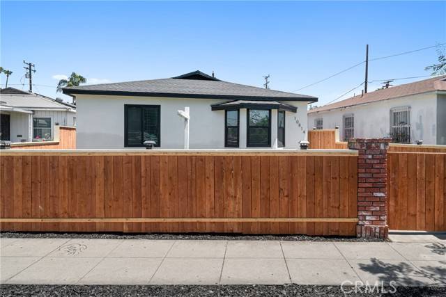 10814 Saint James, South Gate, CA 90280