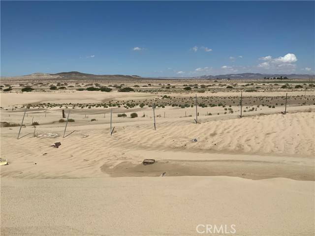 Newberry Springs, CA 92365,45962 Palma Vista