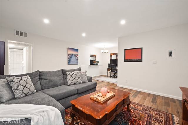 1015 N Michillinda Avenue #104, Pasadena, CA 91107