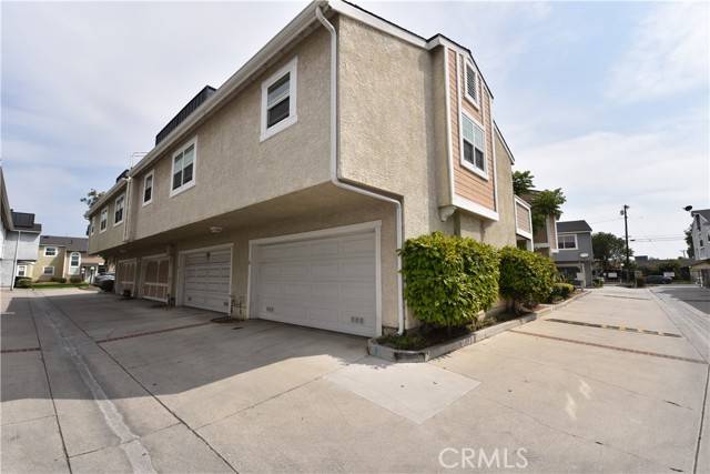 Baldwin Park, CA 91706,13303 Waco Street #62