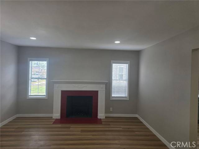 Los Angeles, CA 90044,11917 S Hoover Street