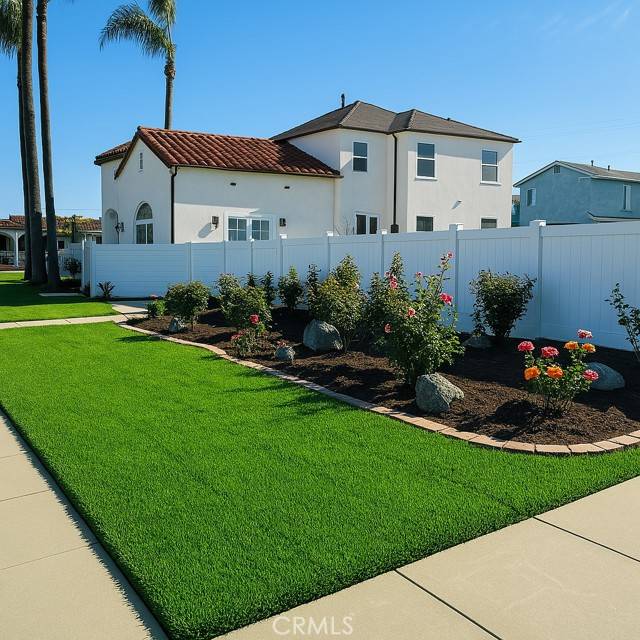 423 S Poinsettia Avenue, Compton, CA 90221