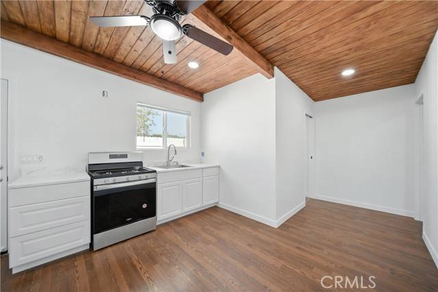 Whittier, CA 90605,9133 Laurel