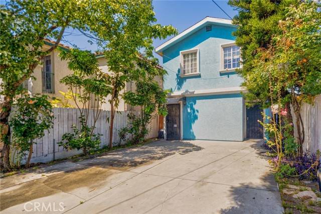 Los Angeles, CA 90002,9203 Beach Street