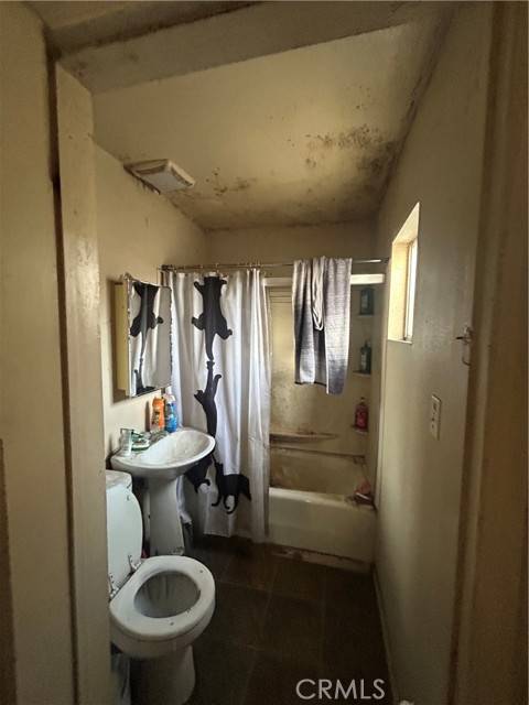 Whittier, CA 90601,2258 Kaydel Road