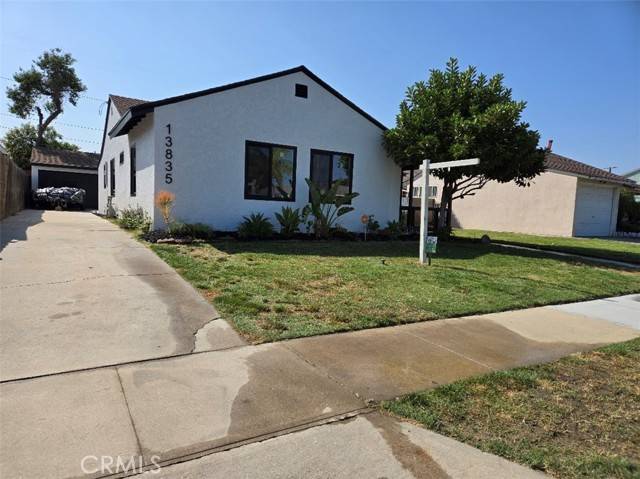 Bellflower, CA 90706,13835 Cowley Avenue