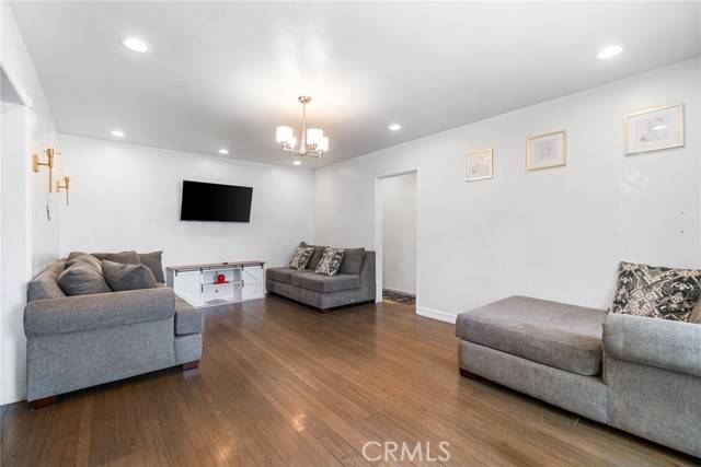 Long Beach, CA 90810,1335 W Burnett Street
