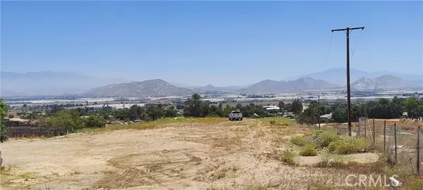 Perris, CA 92570,0 DARIN