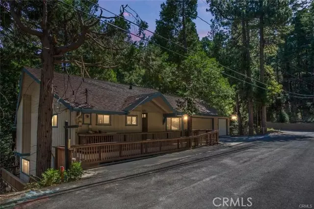 Crestline, CA 92325,1023 Nesthorn Drive