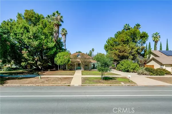 1226 W Olive Avenue, Redlands, CA 92373