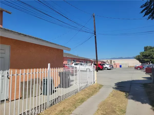 Rialto, CA 92376,126 E Wilson Street