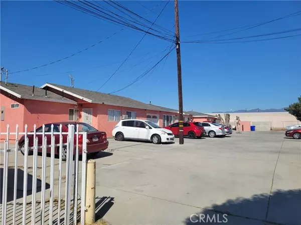 Rialto, CA 92376,126 E Wilson Street