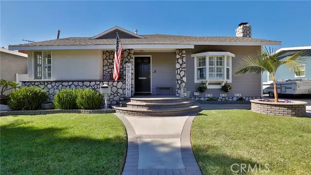 2609 Petaluma Avenue, Long Beach, CA 90815