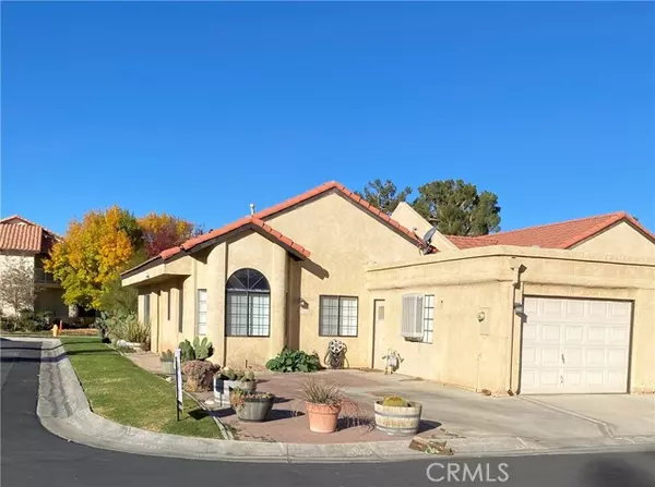 Apple Valley, CA 92308,11620 Locust Lane