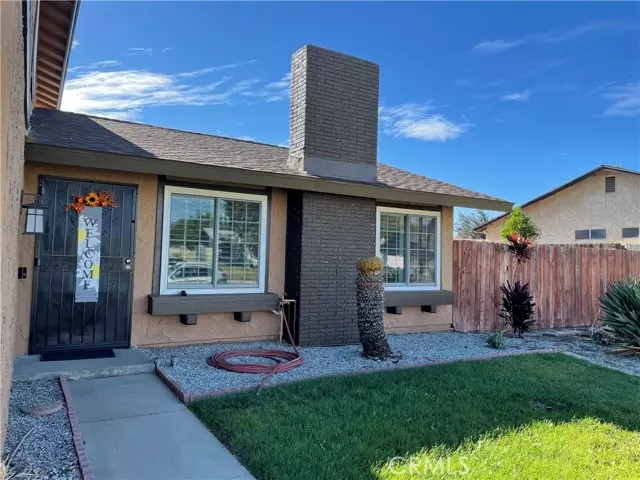 901 Wedgewood Court, Rialto, CA 92376