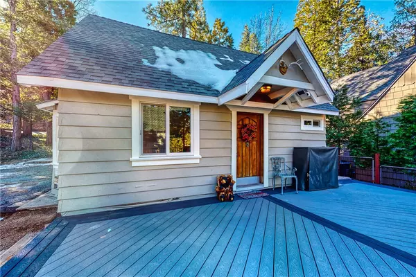 292 Hemlock Drive, Lake Arrowhead, CA 92352