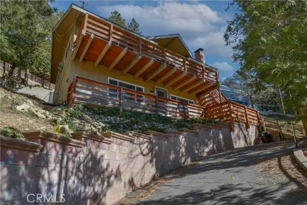 1031 Berne Drive, Crestline, CA 92325