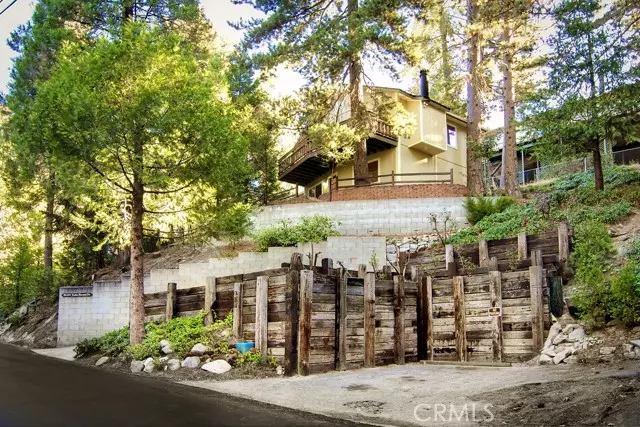 Lake Arrowhead, CA 92391,26287 Lake Forest Drive