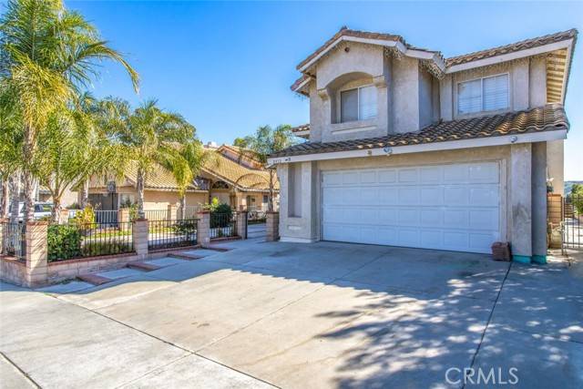 2932 La Vista Avenue, Corona, CA 92879