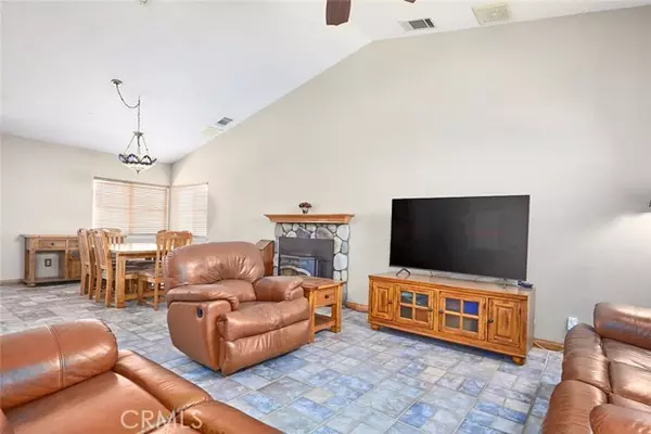 Pinon Hills, CA 92372,1397 Sierra Road