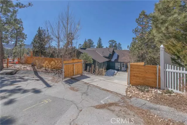 Big Bear City, CA 92314,986 Feather Mountain Drive