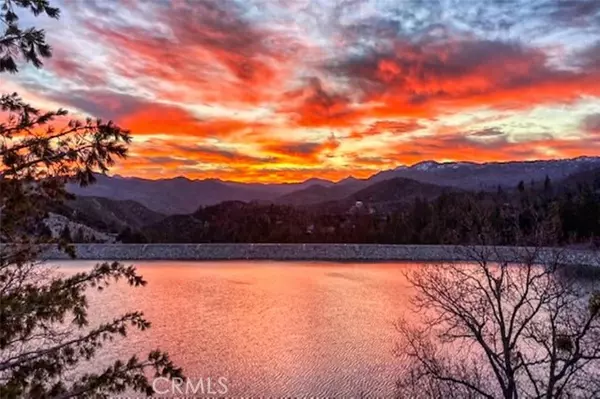 Lake Arrowhead, CA 92352,537 Canyon View Drive