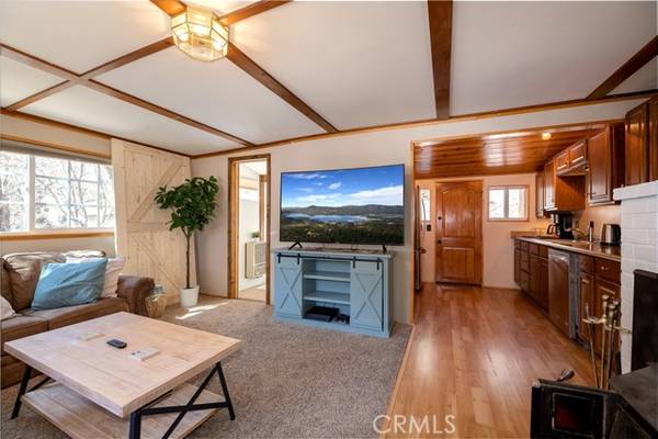 Big Bear Lake, CA 92315,984 Cherry Drive