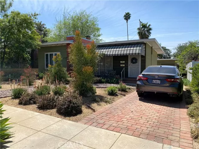 422 Bond Street, Redlands, CA 92373