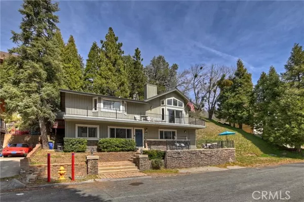 22358 Glenwood Drive, Crestline, CA 92325