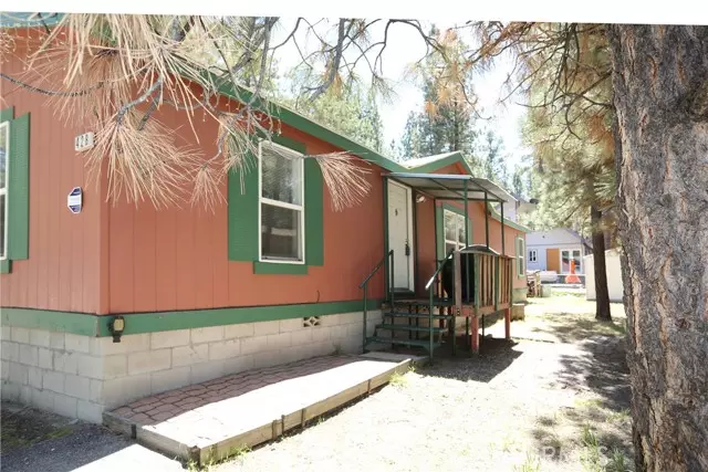 428 W Mojave Boulevard, Big Bear City, CA 92314