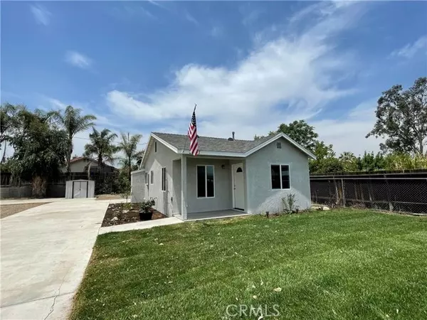 2007 N 8th Street, Colton, CA 92324