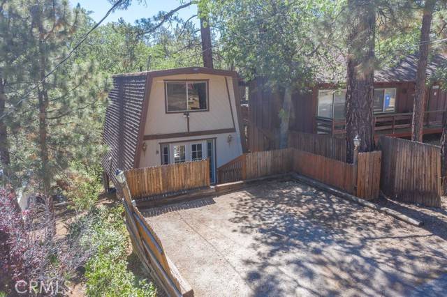 715 Orange Avenue, Sugar Loaf, CA 92386