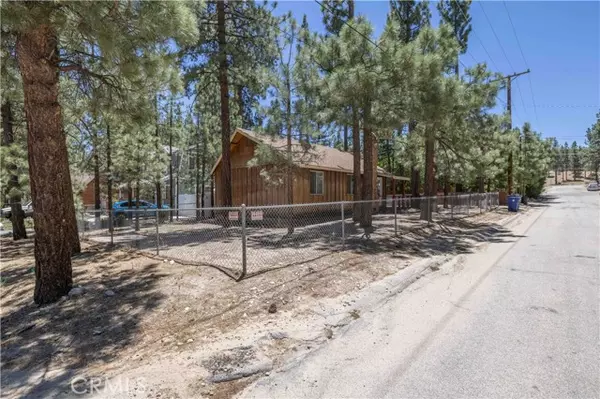 900 E Fairway Boulevard, Big Bear City, CA 92314