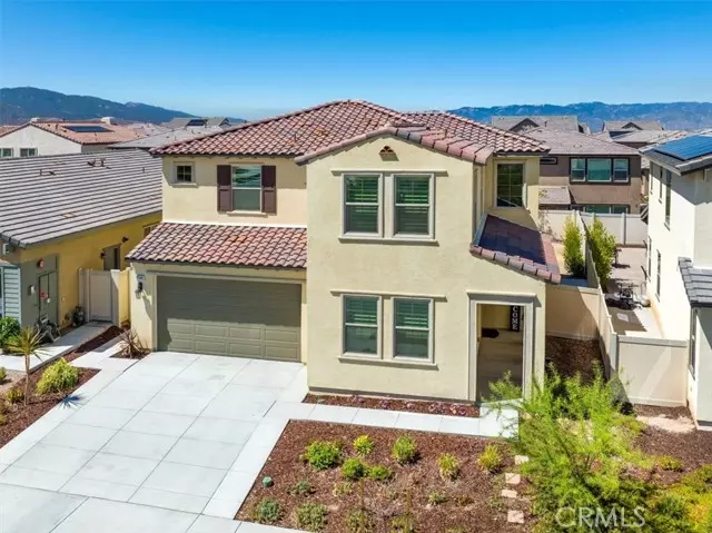 Saugus, CA 91350,18146 Luna Way