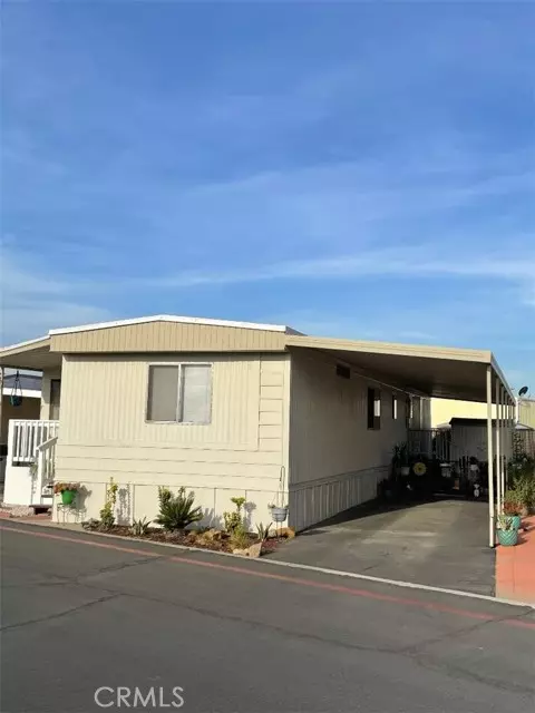 Bloomington, CA 92316,17455 Marygold #57