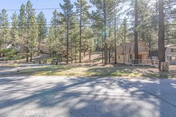 Big Bear City, CA 92314,204 Pineview