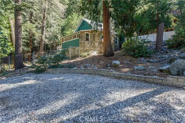 Forest Falls, CA 92339,9419 Cedar Drive