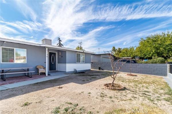 Palmdale, CA 93550,2138 E Avenue Q5