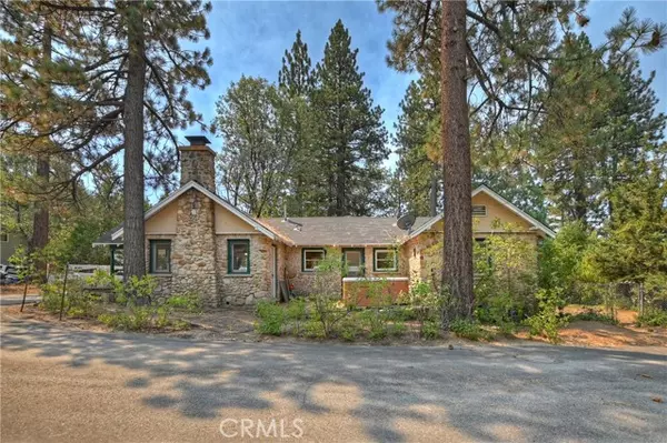 Arrowbear, CA 92382,2270 Blue Jay Lane