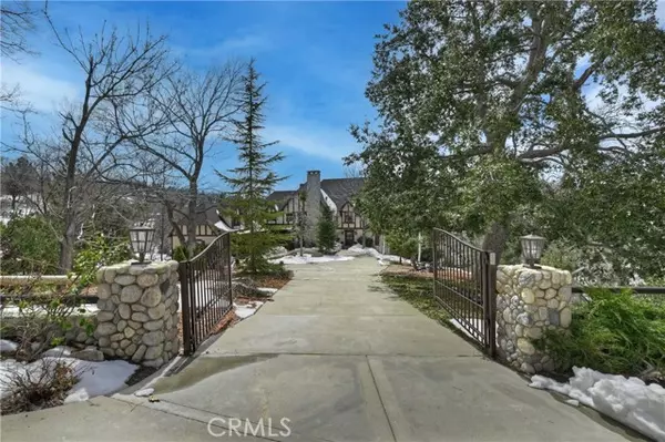 Lake Arrowhead, CA 92352,1611 Alberta Lane