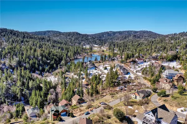 Lake Arrowhead, CA 92352,26805 Modoc