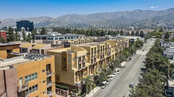 201 E Angeleno Avenue #402, Burbank, CA 91502