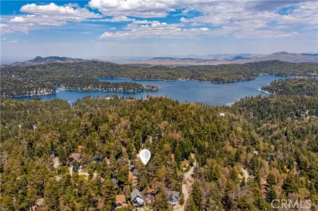 Lake Arrowhead, CA 92352,737 Pinnacle Drive