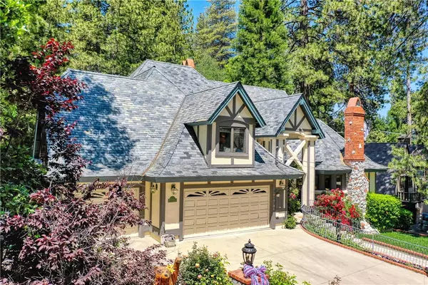 27780 High Knoll Road, Lake Arrowhead, CA 92352