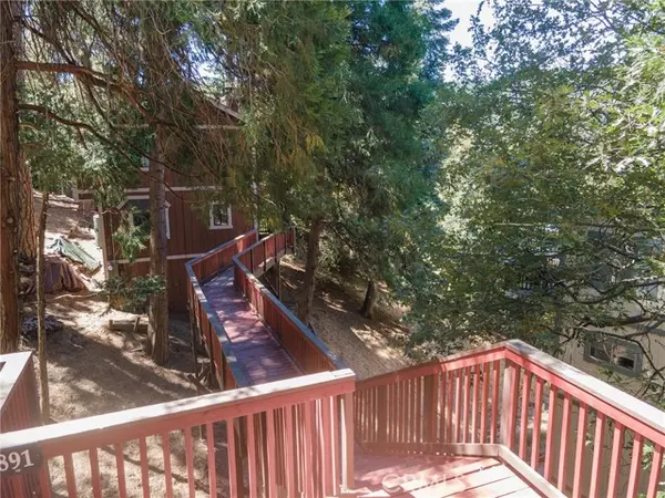 Crestline, CA 92325,24891 Basel Drive