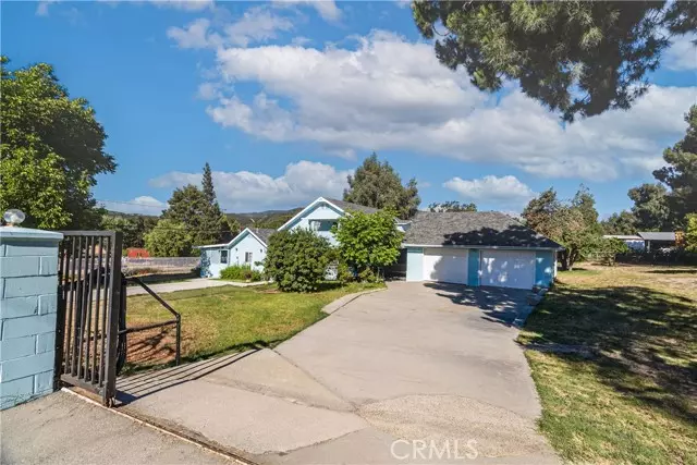 17800 W Kenwood Avenue, Devore, CA 92407