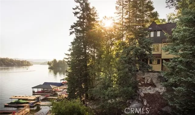 165 Rocky Point Road, Lake Arrowhead, CA 92352