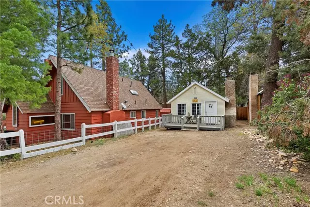 303 Leonard Lane, Sugar Loaf, CA 92386