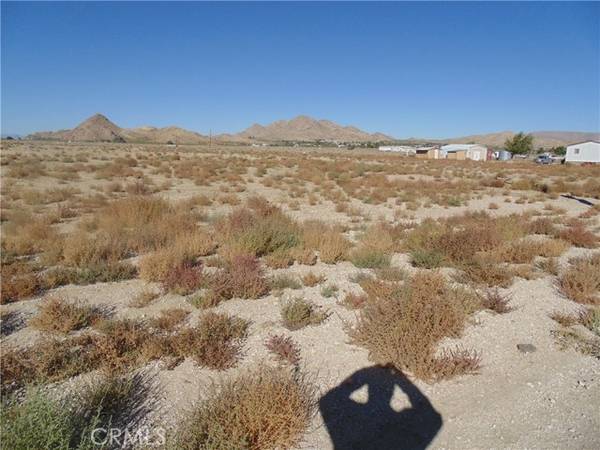 10650 KENDALL, Lucerne Valley, CA 92356